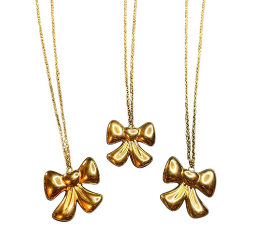 Bow necklace