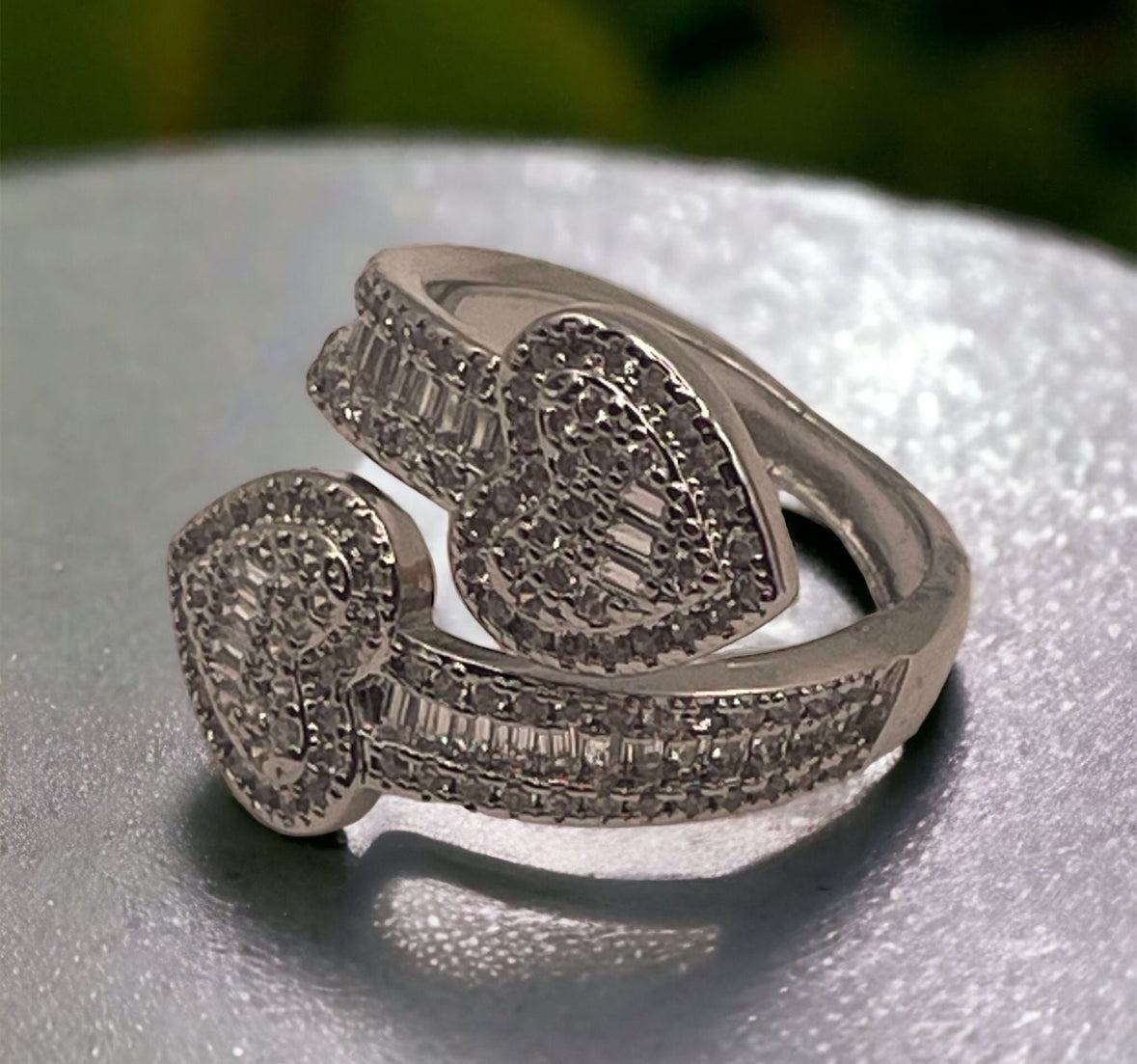 Love diamonds ring